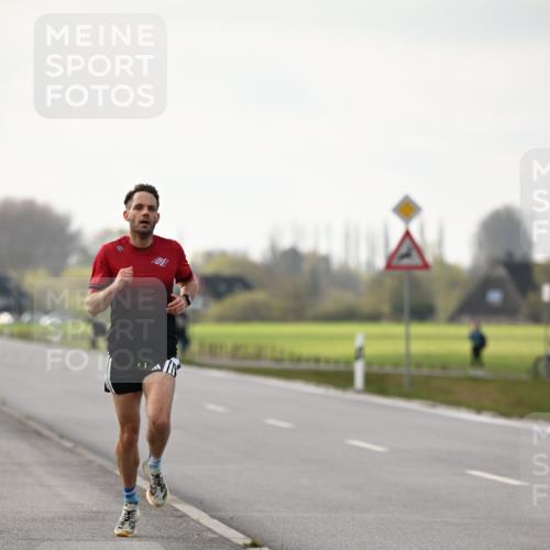 12.04.2026 - 45. Internationalen Wilhelmsburger Insellauf Dr. Thomas Lammeyer http://msf.ph/oto/9438666 12.04.2026 09:54:45 Laufen  meine-sportfotos.de