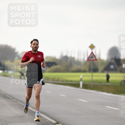 12.04.2026 - 45. Internationalen Wilhelmsburger Insellauf Dr. Thomas Lammeyer http://msf.ph/oto/9438667 12.04.2026 09:54:45 Laufen  meine-sportfotos.de