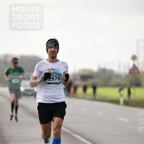 12.04.2026 - 45. Internationalen Wilhelmsburger Insellauf Dr. Thomas Lammeyer http://msf.ph/oto/9438738 12.04.2026 09:55:11 Laufen 10, 2970 meine-sportfotos.de