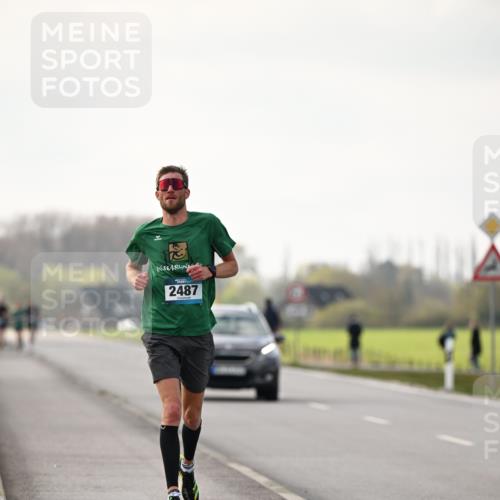 12.04.2026 - 45. Internationalen Wilhelmsburger Insellauf Dr. Thomas Lammeyer http://msf.ph/oto/9438745 12.04.2026 09:55:15 Laufen 2487 meine-sportfotos.de