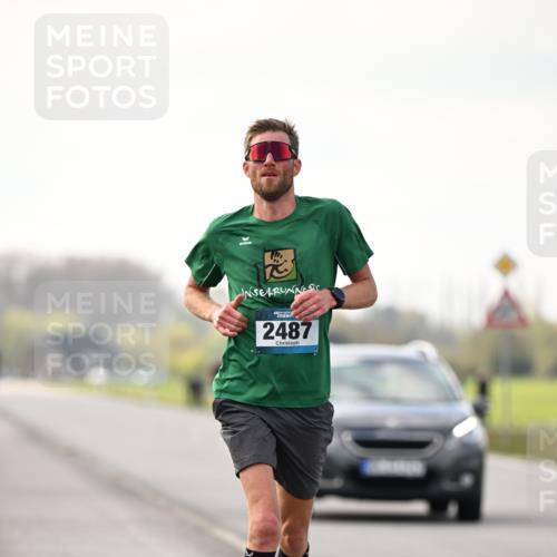 12.04.2026 - 45. Internationalen Wilhelmsburger Insellauf Dr. Thomas Lammeyer http://msf.ph/oto/9438760 12.04.2026 09:55:17 Laufen 2487 meine-sportfotos.de