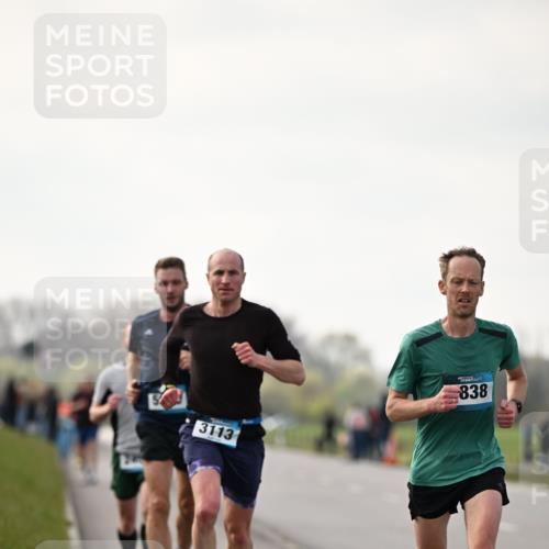 12.04.2026 - 45. Internationalen Wilhelmsburger Insellauf Dr. Thomas Lammeyer http://msf.ph/oto/9438784 12.04.2026 09:55:49 Laufen 3113, 838 meine-sportfotos.de