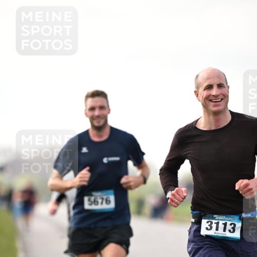 12.04.2026 - 45. Internationalen Wilhelmsburger Insellauf Dr. Thomas Lammeyer http://msf.ph/oto/9438799 12.04.2026 09:55:51 Laufen 5676, 45, 3113 meine-sportfotos.de