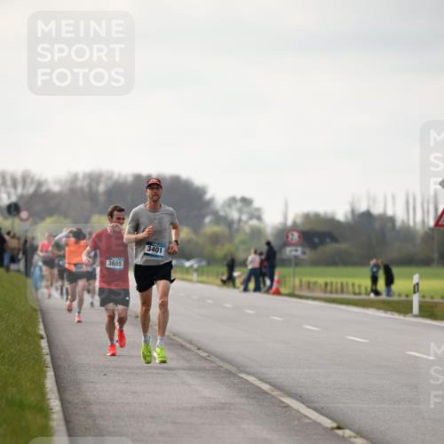 12.04.2026 - 45. Internationalen Wilhelmsburger Insellauf Dr. Thomas Lammeyer http://msf.ph/oto/9438839 12.04.2026 09:56:26 Laufen 3685, 3401 meine-sportfotos.de