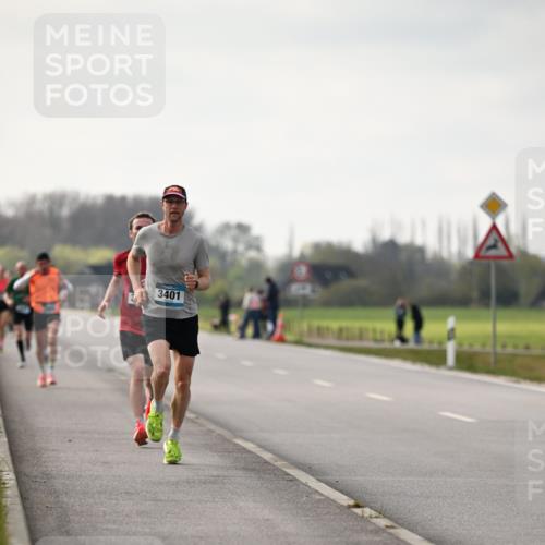 12.04.2026 - 45. Internationalen Wilhelmsburger Insellauf Dr. Thomas Lammeyer http://msf.ph/oto/9438852 12.04.2026 09:56:27 Laufen 3401 meine-sportfotos.de