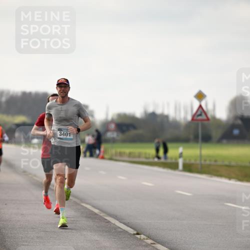 12.04.2026 - 45. Internationalen Wilhelmsburger Insellauf Dr. Thomas Lammeyer http://msf.ph/oto/9438859 12.04.2026 09:56:28 Laufen 3401 meine-sportfotos.de