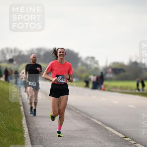 12.04.2026 - 45. Internationalen Wilhelmsburger Insellauf Dr. Thomas Lammeyer http://msf.ph/oto/9438923 12.04.2026 09:56:43 Laufen 6479, 3644 meine-sportfotos.de