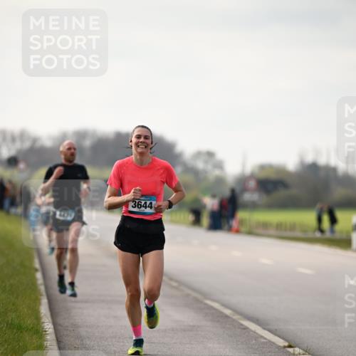 12.04.2026 - 45. Internationalen Wilhelmsburger Insellauf Dr. Thomas Lammeyer http://msf.ph/oto/9438926 12.04.2026 09:56:44 Laufen 3644 meine-sportfotos.de