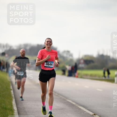 12.04.2026 - 45. Internationalen Wilhelmsburger Insellauf Dr. Thomas Lammeyer http://msf.ph/oto/9438927 12.04.2026 09:56:44 Laufen 3644 meine-sportfotos.de
