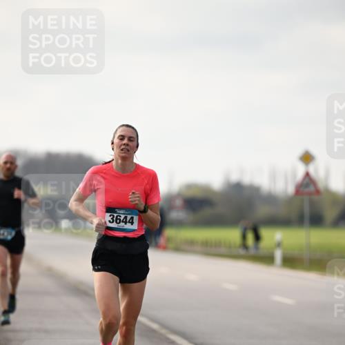 12.04.2026 - 45. Internationalen Wilhelmsburger Insellauf Dr. Thomas Lammeyer http://msf.ph/oto/9438933 12.04.2026 09:56:45 Laufen 3644 meine-sportfotos.de