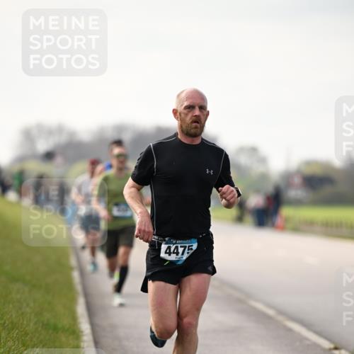 12.04.2026 - 45. Internationalen Wilhelmsburger Insellauf Dr. Thomas Lammeyer http://msf.ph/oto/9438950 12.04.2026 09:56:48 Laufen 4475 meine-sportfotos.de