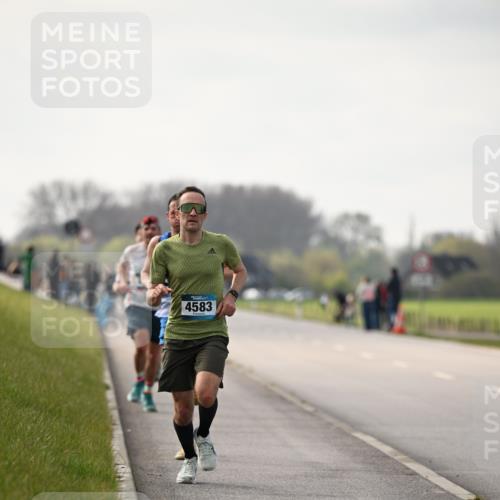 12.04.2026 - 45. Internationalen Wilhelmsburger Insellauf Dr. Thomas Lammeyer http://msf.ph/oto/9438957 12.04.2026 09:56:50 Laufen 4583 meine-sportfotos.de