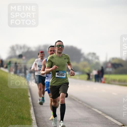 12.04.2026 - 45. Internationalen Wilhelmsburger Insellauf Dr. Thomas Lammeyer http://msf.ph/oto/9438963 12.04.2026 09:56:51 Laufen 4583 meine-sportfotos.de