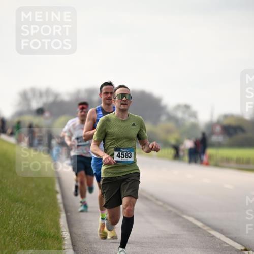 12.04.2026 - 45. Internationalen Wilhelmsburger Insellauf Dr. Thomas Lammeyer http://msf.ph/oto/9438964 12.04.2026 09:56:51 Laufen 4583 meine-sportfotos.de