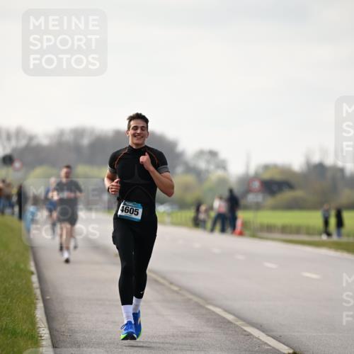 12.04.2026 - 45. Internationalen Wilhelmsburger Insellauf Dr. Thomas Lammeyer http://msf.ph/oto/9439003 12.04.2026 09:57:09 Laufen 4605 meine-sportfotos.de