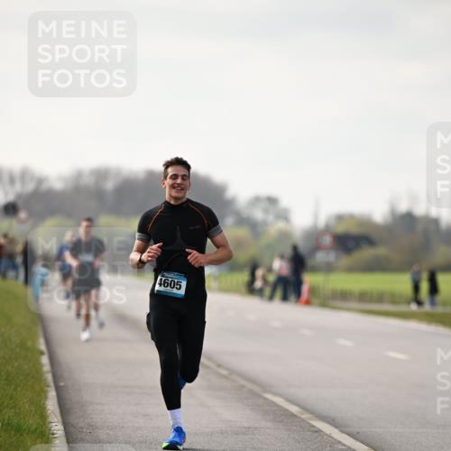 12.04.2026 - 45. Internationalen Wilhelmsburger Insellauf Dr. Thomas Lammeyer http://msf.ph/oto/9439004 12.04.2026 09:57:09 Laufen 4605 meine-sportfotos.de