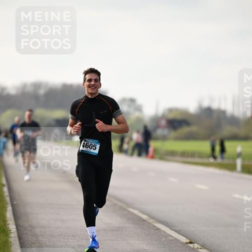 12.04.2026 - 45. Internationalen Wilhelmsburger Insellauf Dr. Thomas Lammeyer http://msf.ph/oto/9439007 12.04.2026 09:57:10 Laufen 4605 meine-sportfotos.de