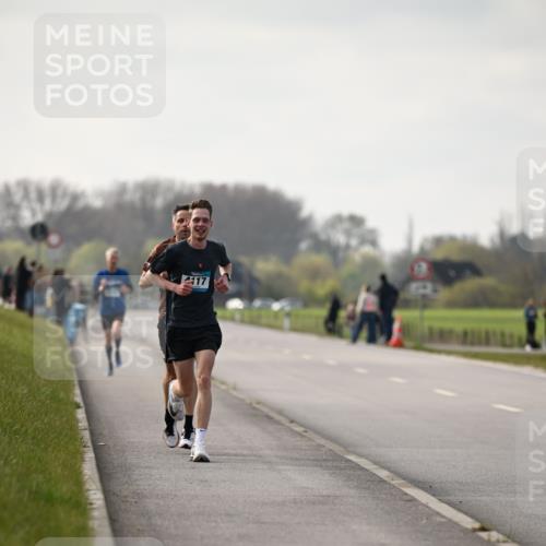 12.04.2026 - 45. Internationalen Wilhelmsburger Insellauf Dr. Thomas Lammeyer http://msf.ph/oto/9439018 12.04.2026 09:57:15 Laufen 17 meine-sportfotos.de