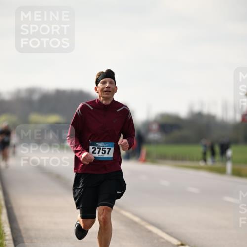 12.04.2026 - 45. Internationalen Wilhelmsburger Insellauf Dr. Thomas Lammeyer http://msf.ph/oto/9439091 12.04.2026 09:57:49 Laufen 2757 meine-sportfotos.de