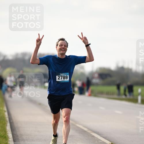 12.04.2026 - 45. Internationalen Wilhelmsburger Insellauf Dr. Thomas Lammeyer http://msf.ph/oto/9439118 12.04.2026 09:58:08 Laufen 2789 meine-sportfotos.de