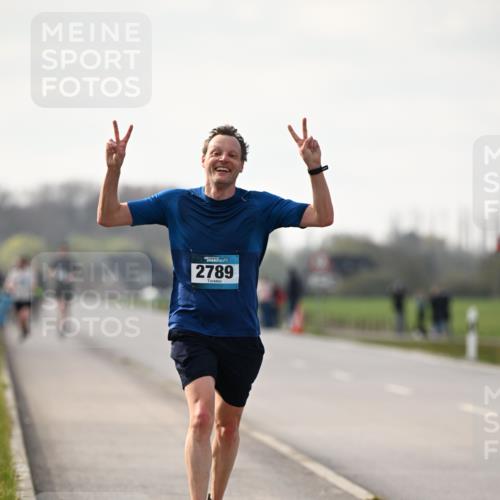12.04.2026 - 45. Internationalen Wilhelmsburger Insellauf Dr. Thomas Lammeyer http://msf.ph/oto/9439120 12.04.2026 09:58:08 Laufen 2789 meine-sportfotos.de