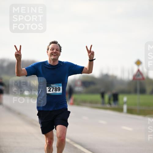 12.04.2026 - 45. Internationalen Wilhelmsburger Insellauf Dr. Thomas Lammeyer http://msf.ph/oto/9439122 12.04.2026 09:58:08 Laufen 4, 2789 meine-sportfotos.de