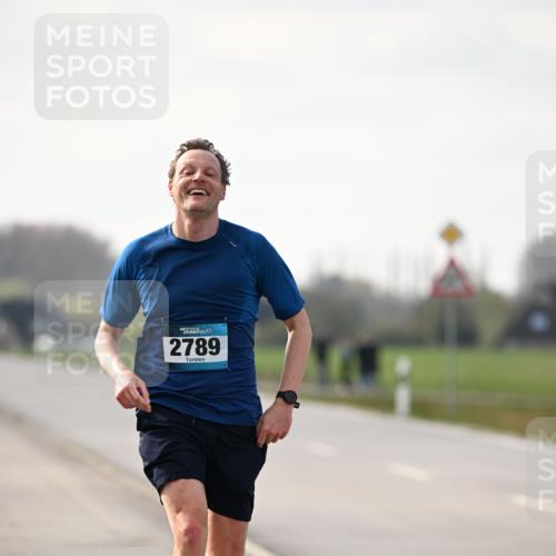 12.04.2026 - 45. Internationalen Wilhelmsburger Insellauf Dr. Thomas Lammeyer http://msf.ph/oto/9439126 12.04.2026 09:58:09 Laufen 45, 2789 meine-sportfotos.de