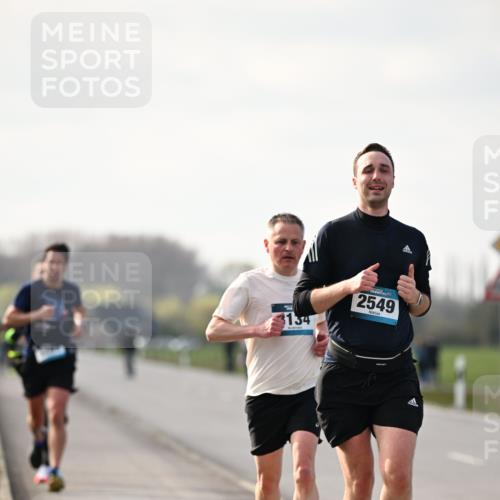12.04.2026 - 45. Internationalen Wilhelmsburger Insellauf Dr. Thomas Lammeyer http://msf.ph/oto/9439157 12.04.2026 09:58:26 Laufen 3134, 2549 meine-sportfotos.de