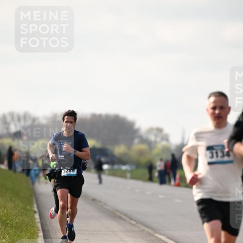 12.04.2026 - 45. Internationalen Wilhelmsburger Insellauf Dr. Thomas Lammeyer http://msf.ph/oto/9439158 12.04.2026 09:58:27 Laufen 3289, 3134 meine-sportfotos.de