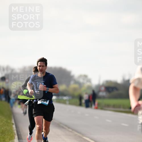 12.04.2026 - 45. Internationalen Wilhelmsburger Insellauf Dr. Thomas Lammeyer http://msf.ph/oto/9439168 12.04.2026 09:58:28 Laufen 2023, 289 meine-sportfotos.de