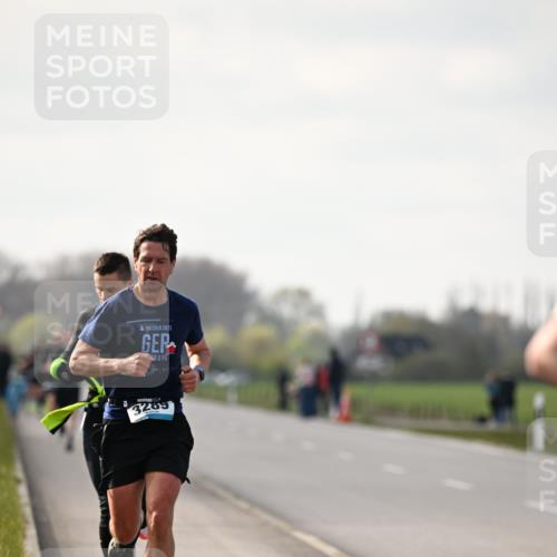 12.04.2026 - 45. Internationalen Wilhelmsburger Insellauf Dr. Thomas Lammeyer http://msf.ph/oto/9439171 12.04.2026 09:58:29 Laufen 2023, 3269 meine-sportfotos.de