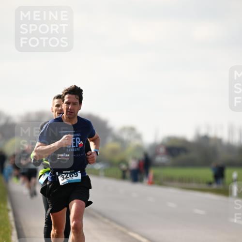 12.04.2026 - 45. Internationalen Wilhelmsburger Insellauf Dr. Thomas Lammeyer http://msf.ph/oto/9439175 12.04.2026 09:58:29 Laufen 2023, 3289 meine-sportfotos.de