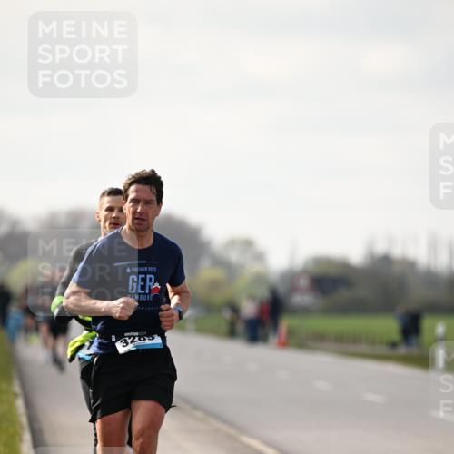 12.04.2026 - 45. Internationalen Wilhelmsburger Insellauf Dr. Thomas Lammeyer http://msf.ph/oto/9439176 12.04.2026 09:58:29 Laufen 2023, 325 meine-sportfotos.de