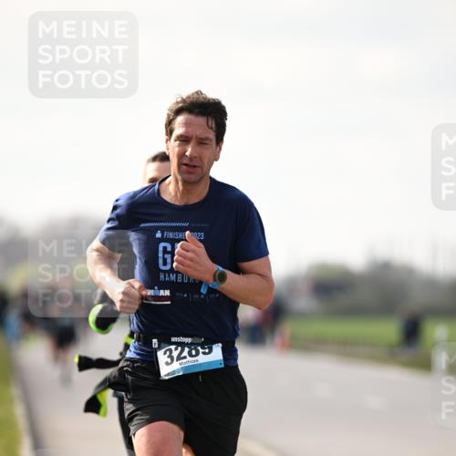 12.04.2026 - 45. Internationalen Wilhelmsburger Insellauf Dr. Thomas Lammeyer http://msf.ph/oto/9439187 12.04.2026 09:58:31 Laufen 04, 06, 2023, 2023, 3269 meine-sportfotos.de