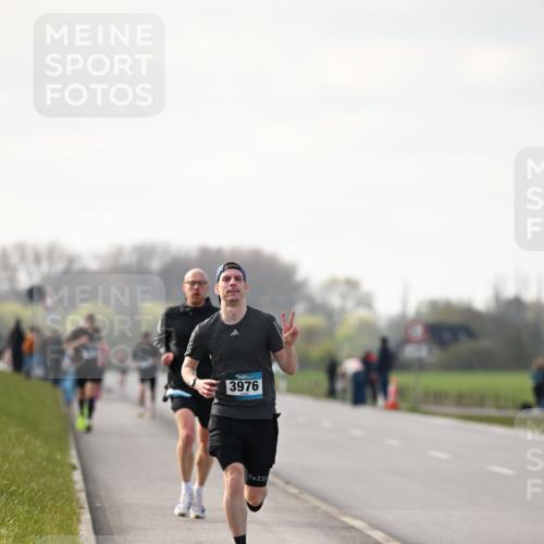 12.04.2026 - 45. Internationalen Wilhelmsburger Insellauf Dr. Thomas Lammeyer http://msf.ph/oto/9439199 12.04.2026 09:58:39 Laufen 3976, 226 meine-sportfotos.de