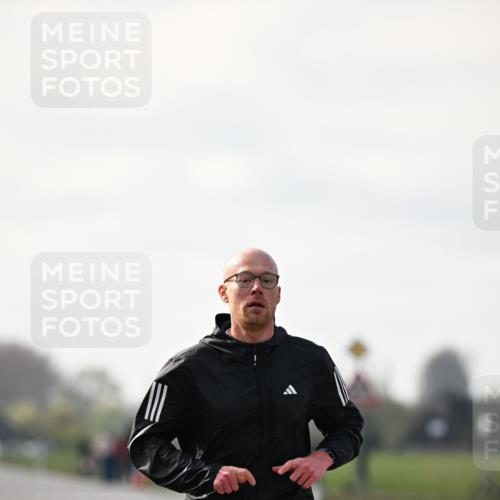 12.04.2026 - 45. Internationalen Wilhelmsburger Insellauf Dr. Thomas Lammeyer http://msf.ph/oto/9439206 12.04.2026 09:58:43 Laufen  meine-sportfotos.de