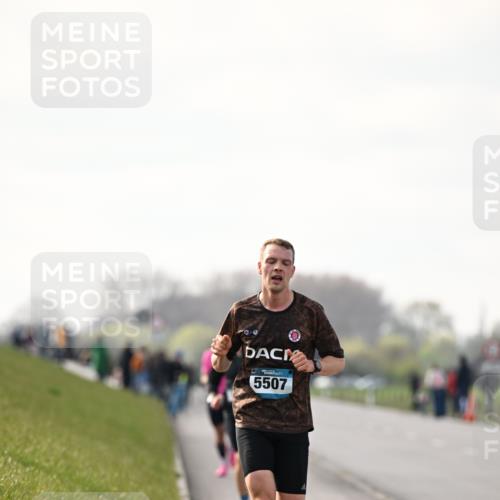 12.04.2026 - 45. Internationalen Wilhelmsburger Insellauf Dr. Thomas Lammeyer http://msf.ph/oto/9439208 12.04.2026 09:58:53 Laufen 5507 meine-sportfotos.de