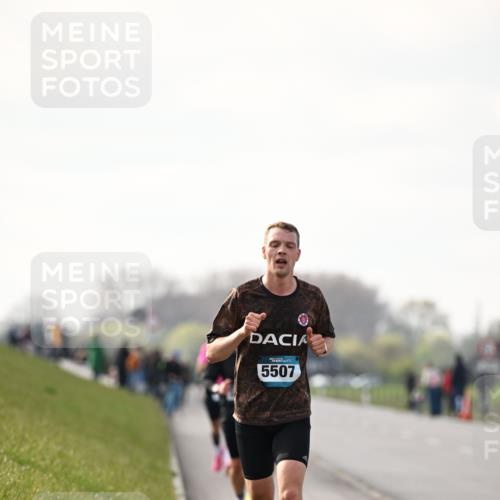 12.04.2026 - 45. Internationalen Wilhelmsburger Insellauf Dr. Thomas Lammeyer http://msf.ph/oto/9439209 12.04.2026 09:58:53 Laufen 5507 meine-sportfotos.de