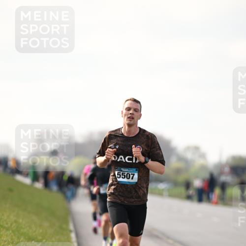 12.04.2026 - 45. Internationalen Wilhelmsburger Insellauf Dr. Thomas Lammeyer http://msf.ph/oto/9439212 12.04.2026 09:58:53 Laufen 5507 meine-sportfotos.de
