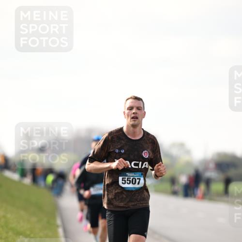 12.04.2026 - 45. Internationalen Wilhelmsburger Insellauf Dr. Thomas Lammeyer http://msf.ph/oto/9439216 12.04.2026 09:58:54 Laufen 5507 meine-sportfotos.de