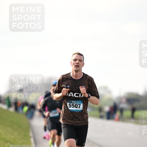 12.04.2026 - 45. Internationalen Wilhelmsburger Insellauf Dr. Thomas Lammeyer http://msf.ph/oto/9439217 12.04.2026 09:58:54 Laufen 1914, 5507 meine-sportfotos.de