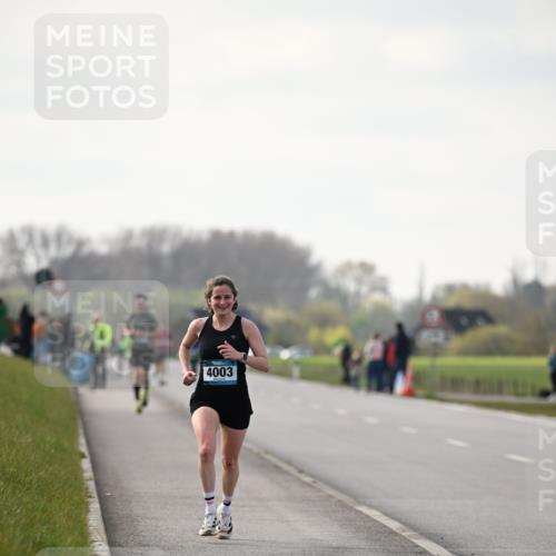 12.04.2026 - 45. Internationalen Wilhelmsburger Insellauf Dr. Thomas Lammeyer http://msf.ph/oto/9439250 12.04.2026 09:59:12 Laufen 4003 meine-sportfotos.de