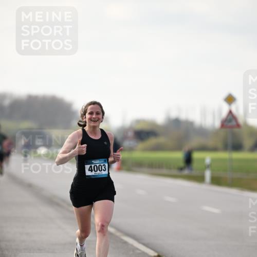 12.04.2026 - 45. Internationalen Wilhelmsburger Insellauf Dr. Thomas Lammeyer http://msf.ph/oto/9439267 12.04.2026 09:59:15 Laufen 4003 meine-sportfotos.de