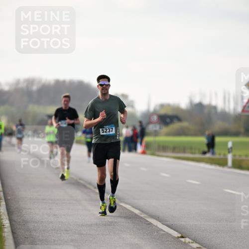 12.04.2026 - 45. Internationalen Wilhelmsburger Insellauf Dr. Thomas Lammeyer http://msf.ph/oto/9439274 12.04.2026 09:59:26 Laufen 5237 meine-sportfotos.de