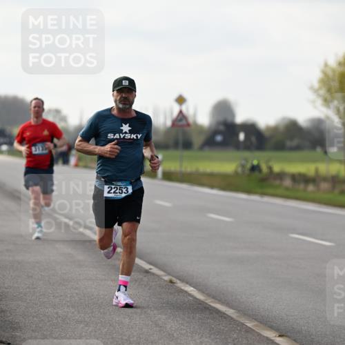 12.04.2026 - 45. Internationalen Wilhelmsburger Insellauf Dr. Thomas Lammeyer http://msf.ph/oto/9439340 12.04.2026 09:59:49 Laufen 2253 meine-sportfotos.de