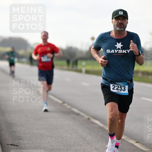 12.04.2026 - 45. Internationalen Wilhelmsburger Insellauf Dr. Thomas Lammeyer http://msf.ph/oto/9439345 12.04.2026 09:59:51 Laufen 2253 meine-sportfotos.de