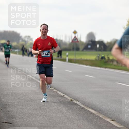 12.04.2026 - 45. Internationalen Wilhelmsburger Insellauf Dr. Thomas Lammeyer http://msf.ph/oto/9439349 12.04.2026 09:59:51 Laufen 3137, 2253 meine-sportfotos.de