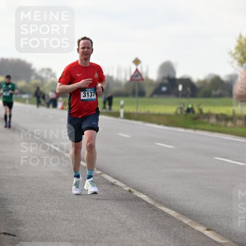 12.04.2026 - 45. Internationalen Wilhelmsburger Insellauf Dr. Thomas Lammeyer http://msf.ph/oto/9439350 12.04.2026 09:59:51 Laufen 3137, 22 meine-sportfotos.de