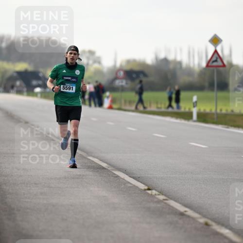 12.04.2026 - 45. Internationalen Wilhelmsburger Insellauf Dr. Thomas Lammeyer http://msf.ph/oto/9439364 12.04.2026 09:59:56 Laufen 5591 meine-sportfotos.de