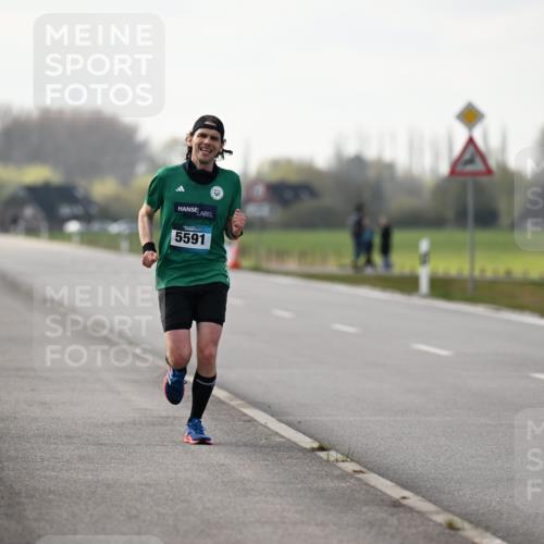 12.04.2026 - 45. Internationalen Wilhelmsburger Insellauf Dr. Thomas Lammeyer http://msf.ph/oto/9439375 12.04.2026 09:59:58 Laufen 5591 meine-sportfotos.de